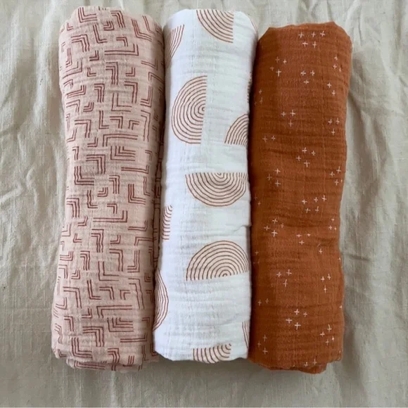 Crate&Barrel Geometric Swaddle Blanket Trio - White and Brown - Picture 1 of 2